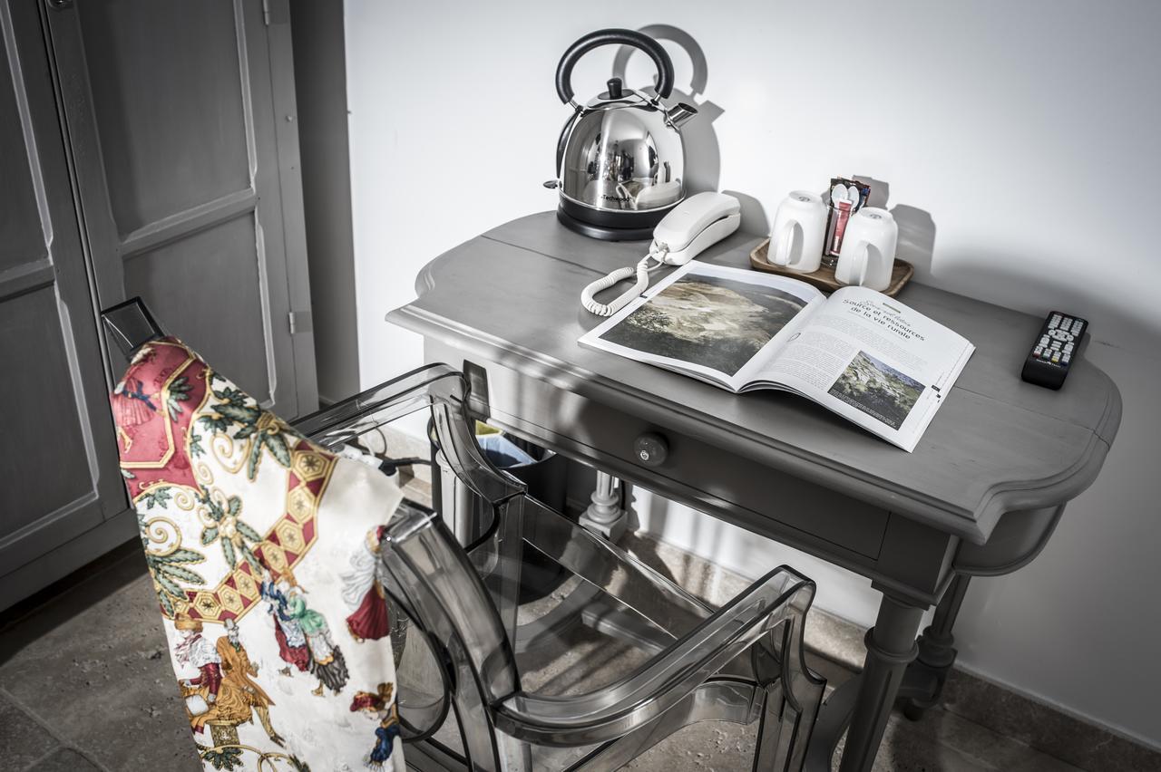 La Tissandiere Hotel Lalbenque ภายนอก รูปภาพ