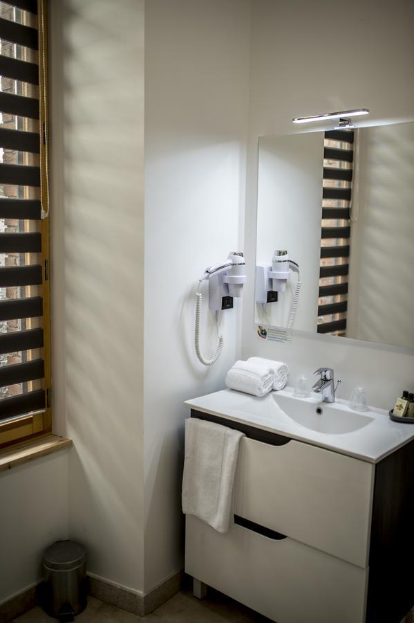 La Tissandiere Hotel Lalbenque ภายนอก รูปภาพ
